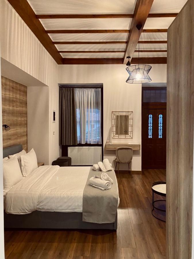 11 Luxury Metsovo. * Metsovo